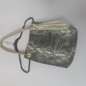 I m selling Steve madden crossbody bag